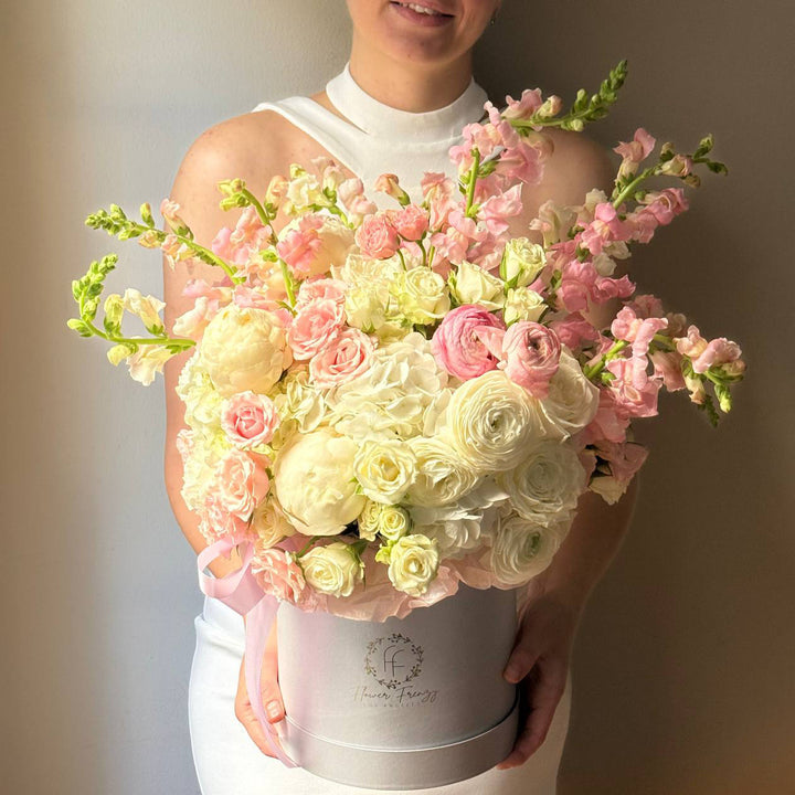 507. Pastel Grace Box