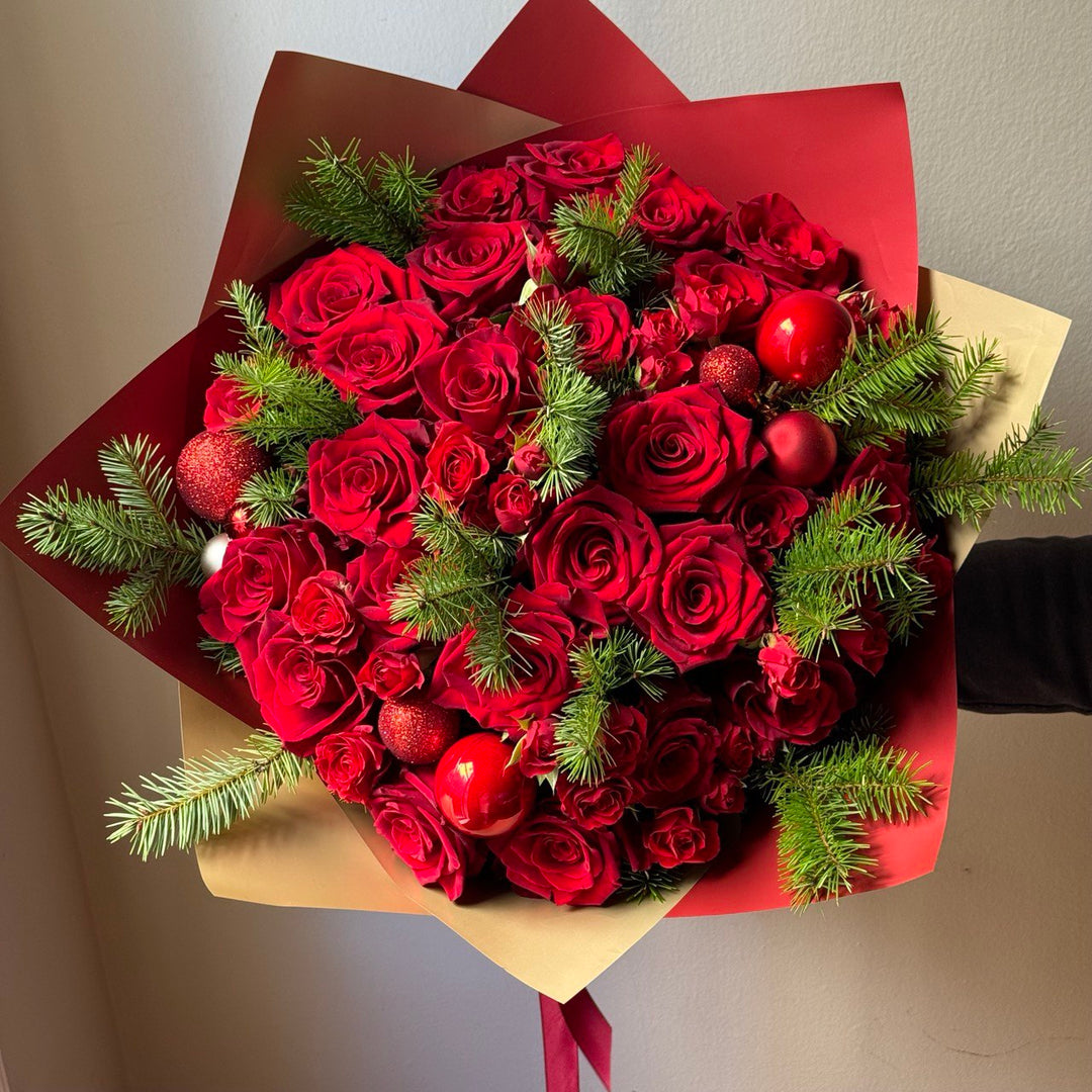 503. Scarlet Christmas Bouquet