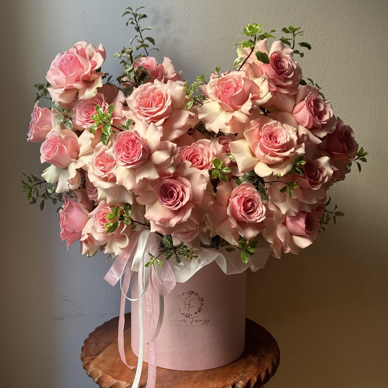 218. Pink Roses in a Hatbox – FlowerFrenzyLA