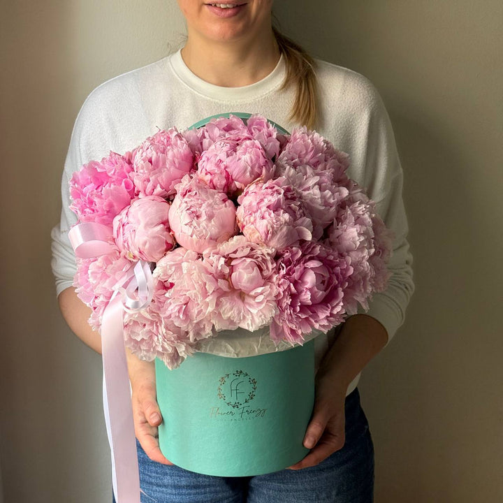 609. Pink Peony Hatbox