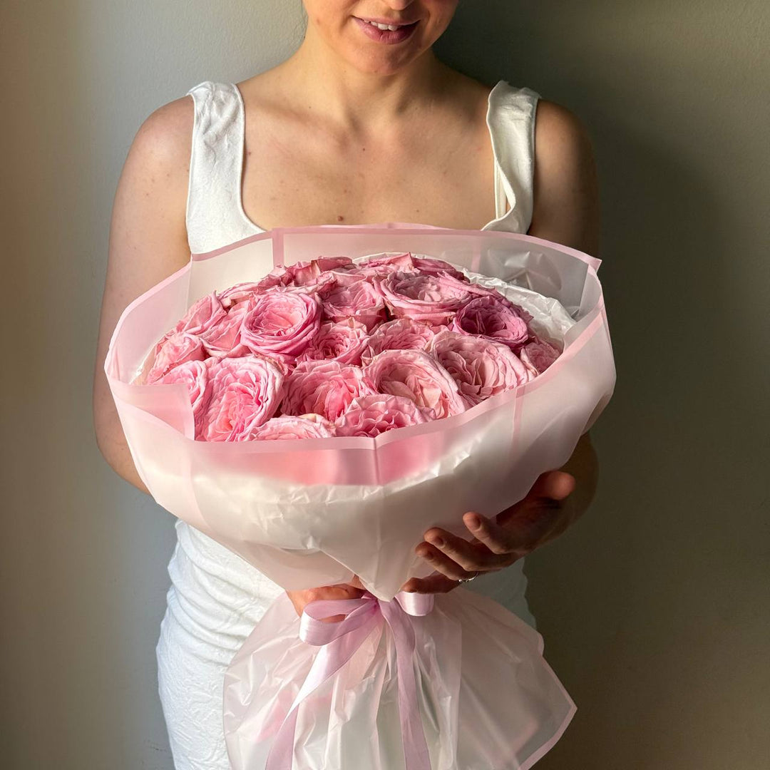 607. Pink Garden Roses
